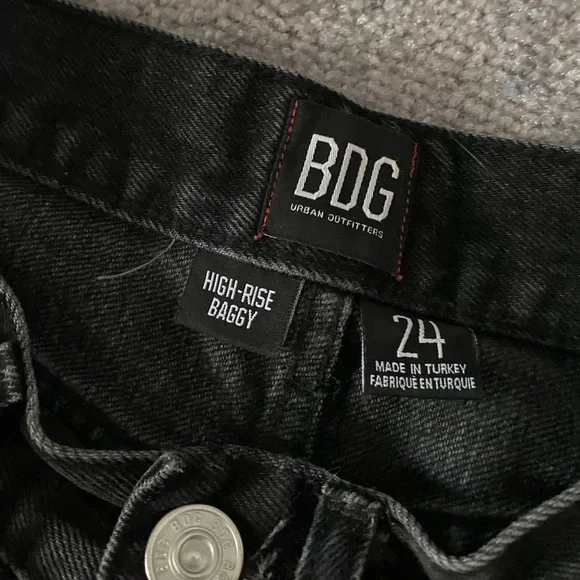 BDG urban outfitters black ripped jeans - Picture 2 of 4